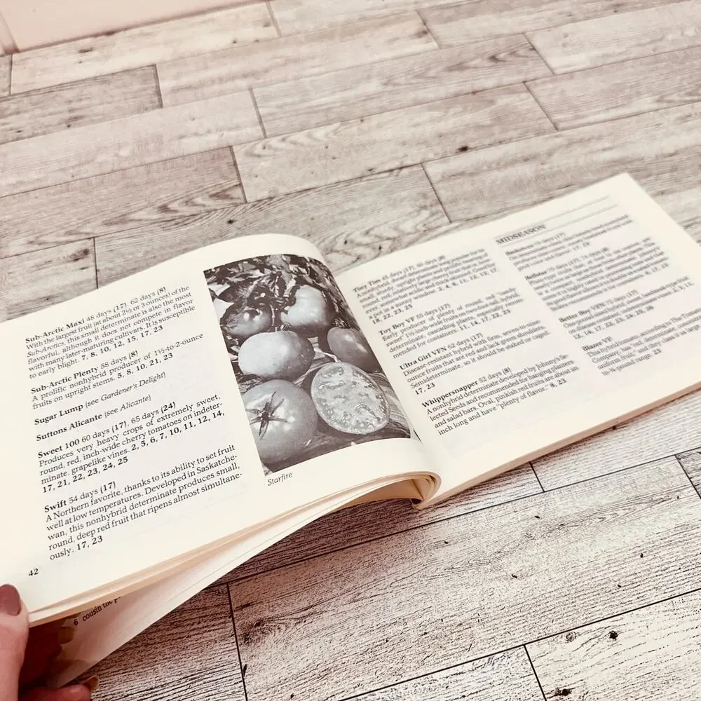Harrowsmith Tomato Handbook by Jennifer Bennet Gardening Homesteading‎ 1986 PB